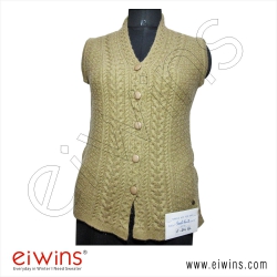 <p>SL Self Cardigan</p>